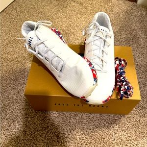 LIKE NEW!!! Worn Once Men’s Size 12 NoBull RipStop GoreTex!